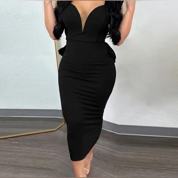 NWT-Low Back Deep V Bow Elastic Slit Bodycon Dress - Picture 3 of 4